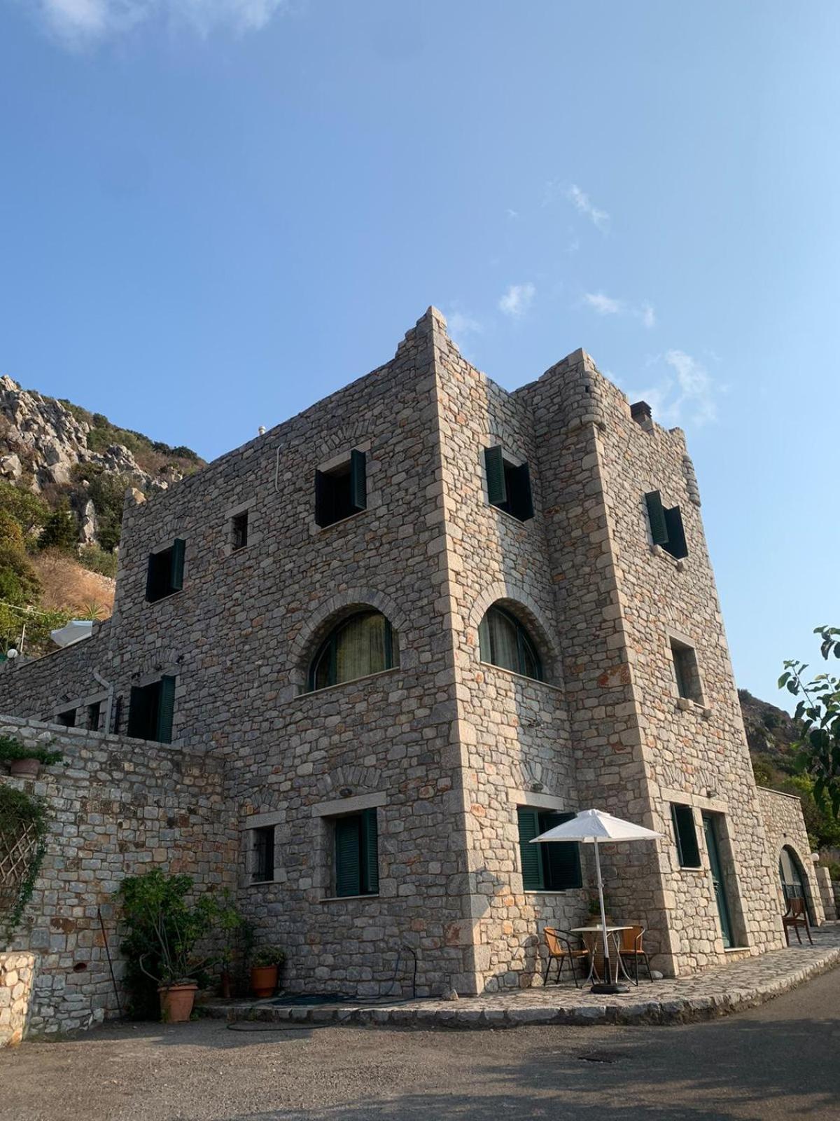 אפרטהוטל Néon Oítilon Vatoulia House מראה חיצוני תמונה