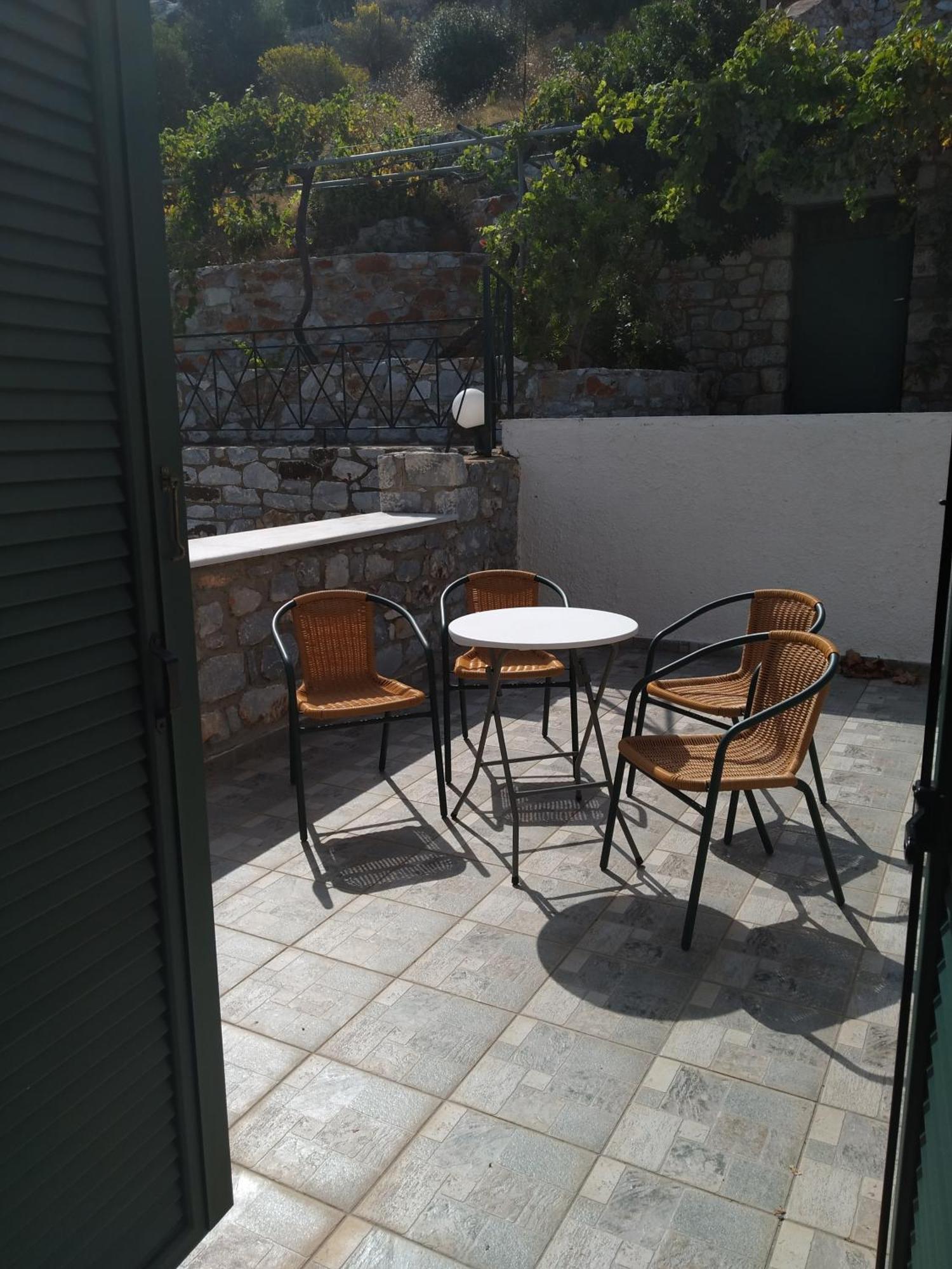 אפרטהוטל Néon Oítilon Vatoulia House מראה חיצוני תמונה
