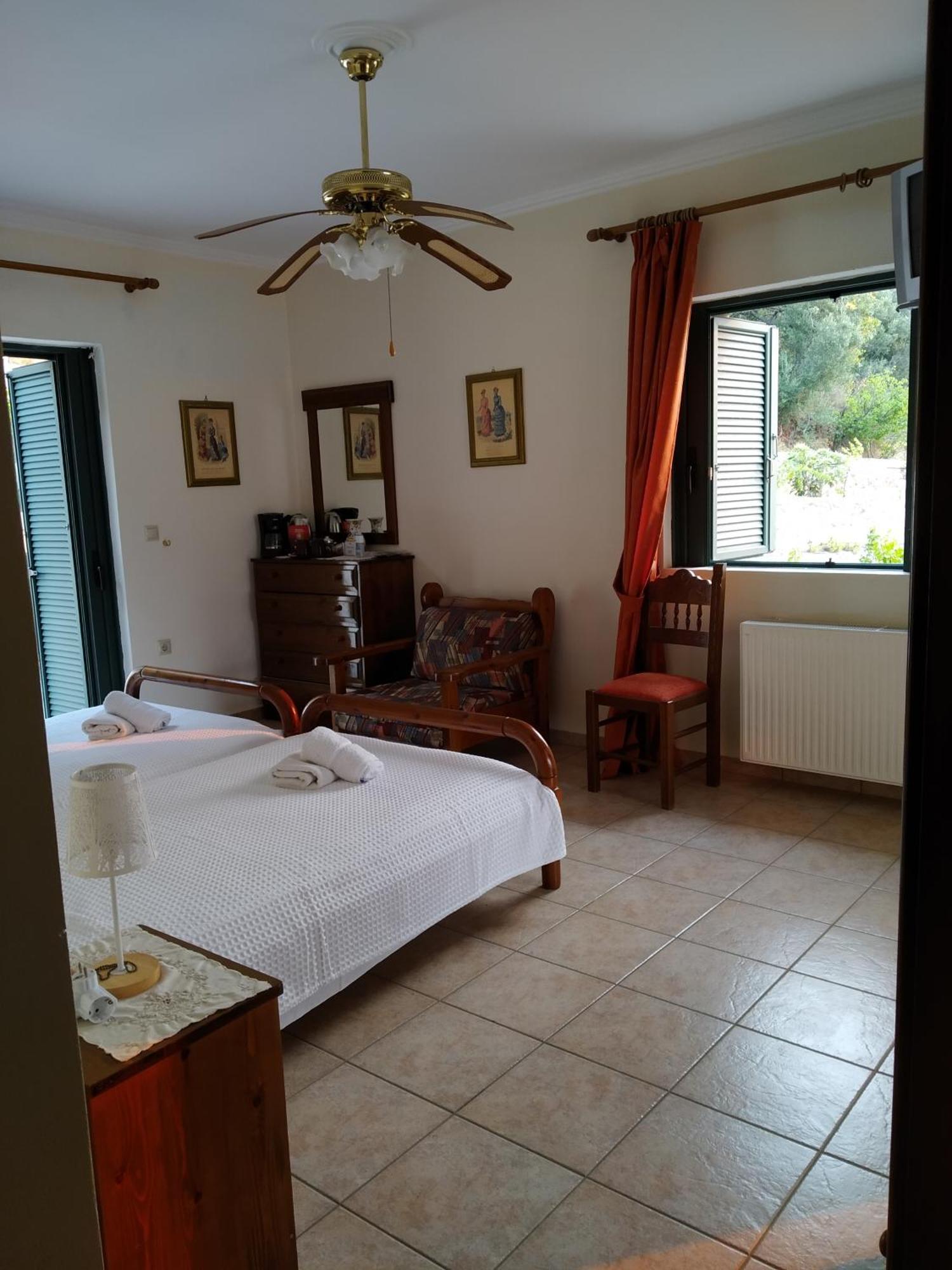 אפרטהוטל Néon Oítilon Vatoulia House מראה חיצוני תמונה